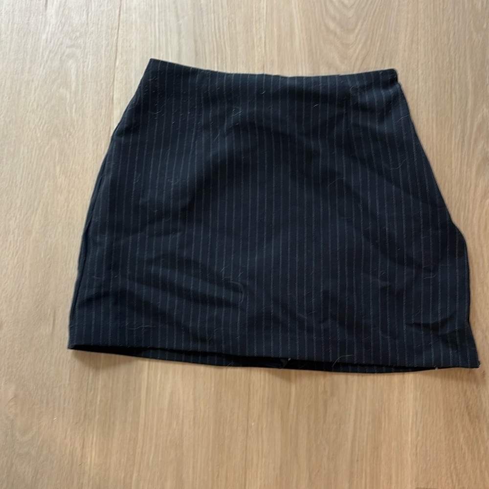 Abercrombie pin strip skort